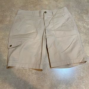 Women’s Old Navy shorts size 8
